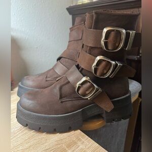 Steve Madden Roland Brown Leather Combat Boot Silver Buckle